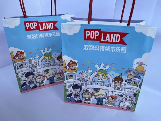 인쇄된 FSC 백색 예술 광택지 포장 호화스러운 쇼핑 선물 부대